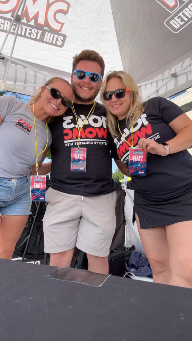 1043WOMC's tweet image. Couldn't ask for a better crew at the 2023 Woodward Dream Cruise! 🚗 #WDC2023 #WoodwardDreamCruise #WOMC