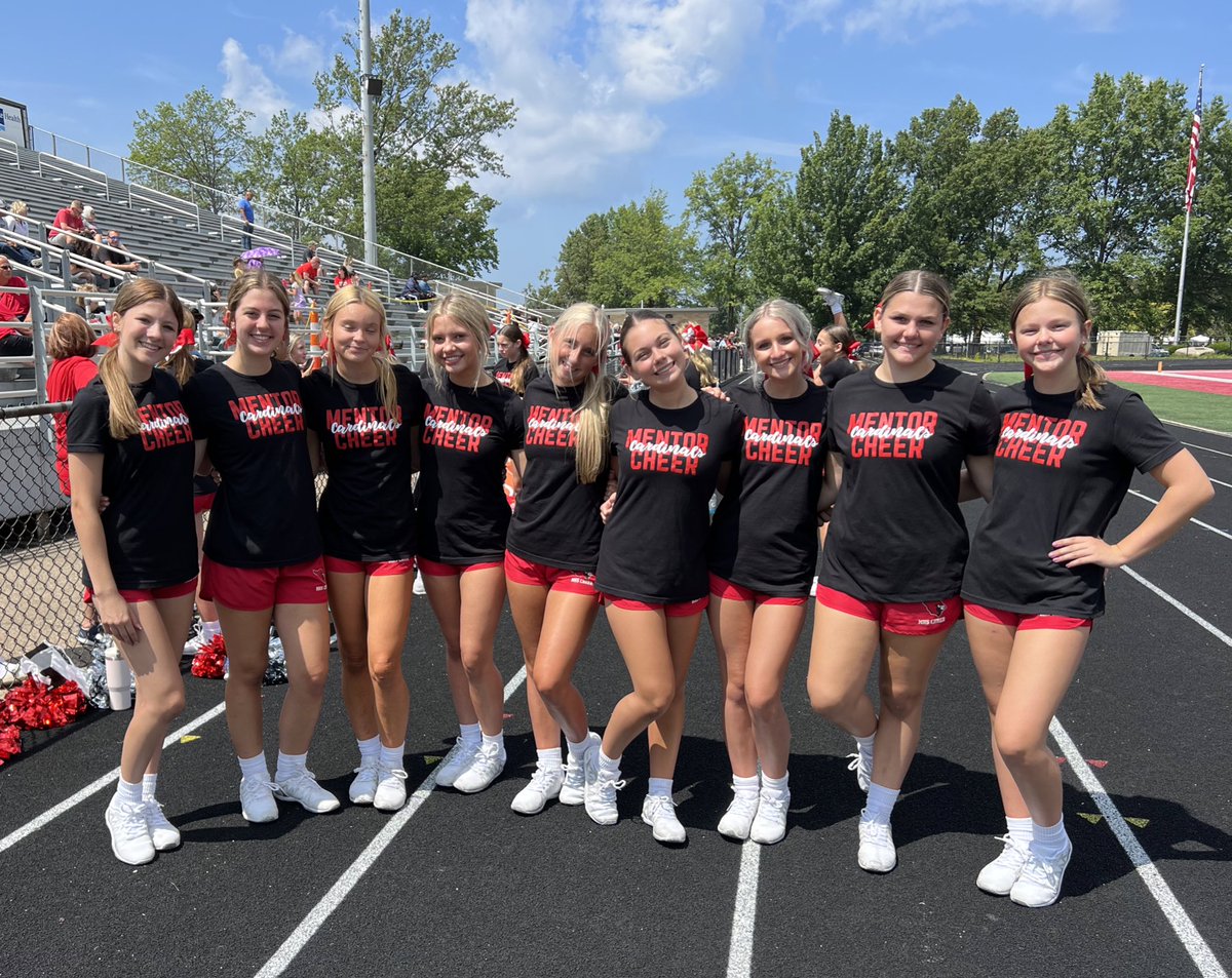 missberdysz's tweet photo. Week 1 &amp; City Fest Parade ☑️♥️🏈 https://t.co/0iOFuCHdy6
