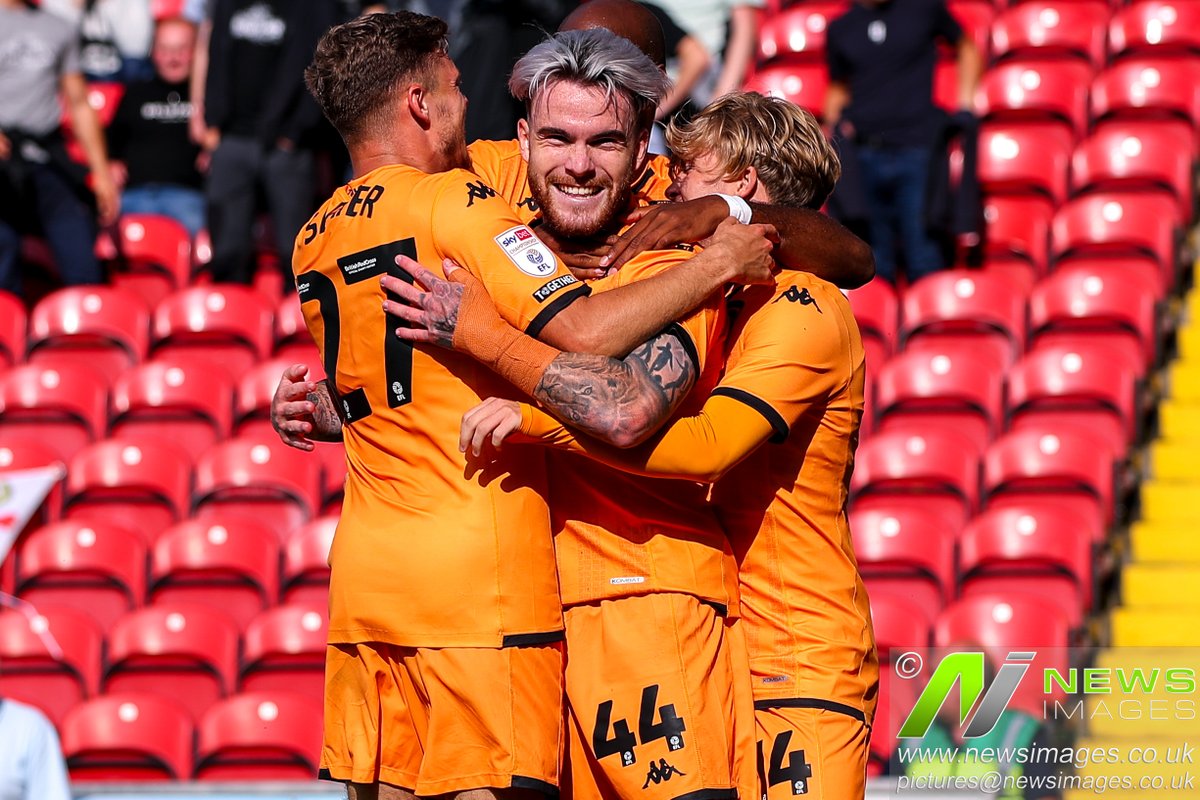 Late win but a win nevertheless

Via <a href="/news_images_uk/">News Images</a>

#hull #hullcity #hullcityafc #hcafc #blackburn #blackburnrovers #brfc #championship #footballphotographer <a href="/AaronConnolly_9/">Aaron Connolly</a> <a href="/Scotttwine10/">Scott Twine</a>