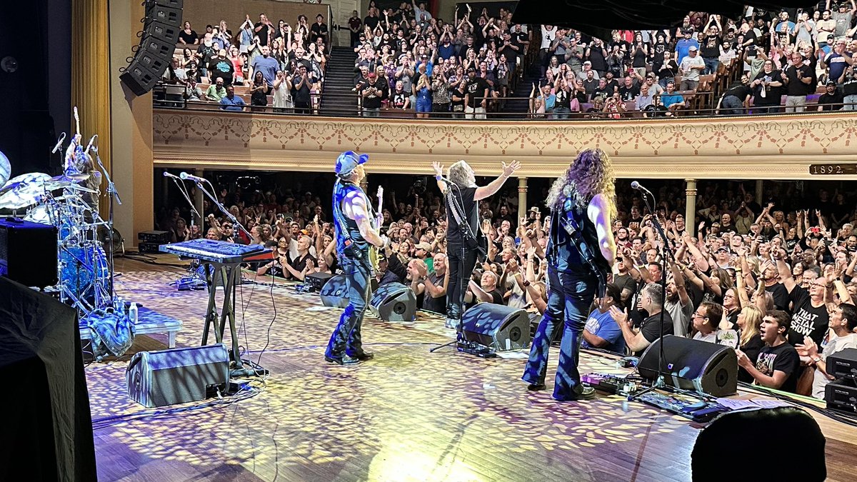 WingerTheBand's tweet photo. Nashville - you ROCK! We had a blast! See you soon!

Tonight we’re playing Gibson City, Illinois with @38SpecialMedia!

Tickets &amp; VIPs at https://t.co/JLpEeNKOhI

#Winger https://t.co/1VQ38sLPWN