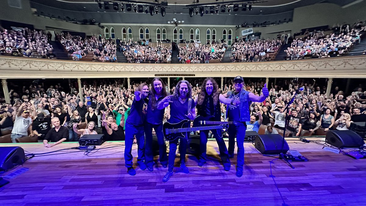 WingerTheBand's tweet photo. Nashville - you ROCK! We had a blast! See you soon!

Tonight we’re playing Gibson City, Illinois with @38SpecialMedia!

Tickets &amp; VIPs at https://t.co/JLpEeNKOhI

#Winger https://t.co/1VQ38sLPWN