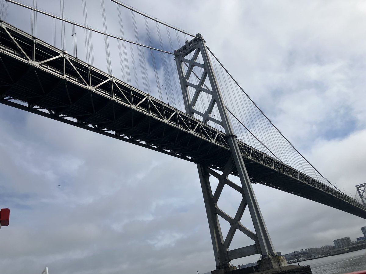 catrachosf21's tweet photo. @BayBridgeWatch Look at these nice pics of the bay bridge !!! https://t.co/eEqXJvCsNZ