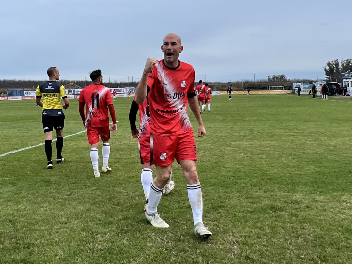 Club Luján tweet media