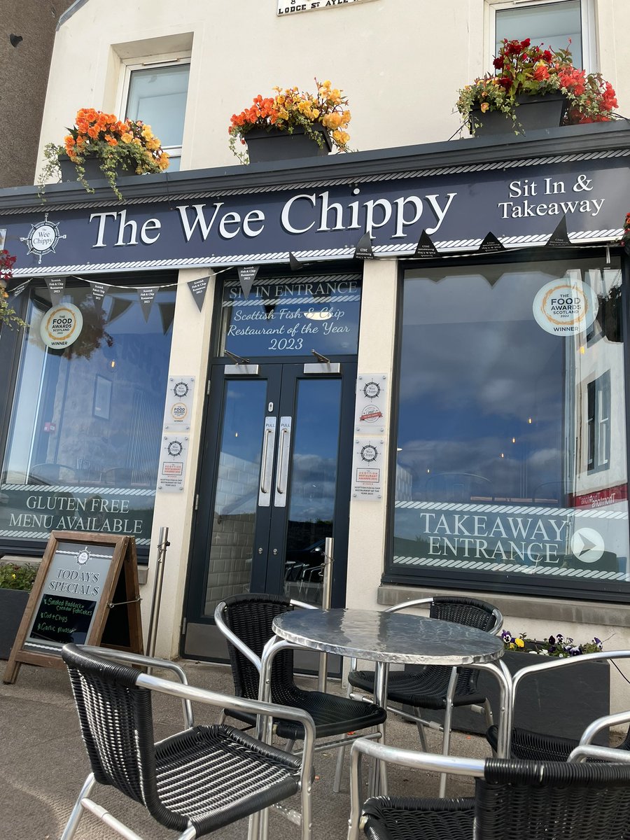 ProtaNAlytical's tweet photo. Best fish supper this year #TheWeeChippyAnstruther 😋 https://t.co/AcGxnH7eIP