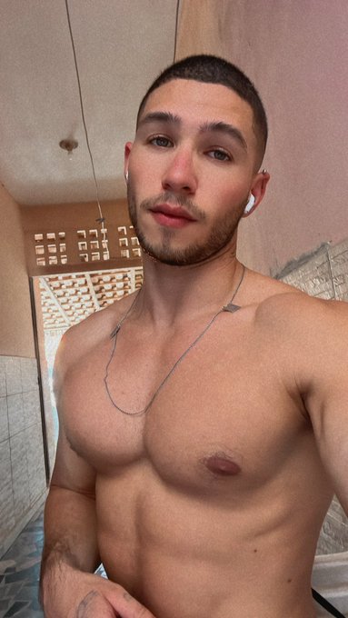 carinha de anjo 😇 https://t.co/eglcFNXQH8