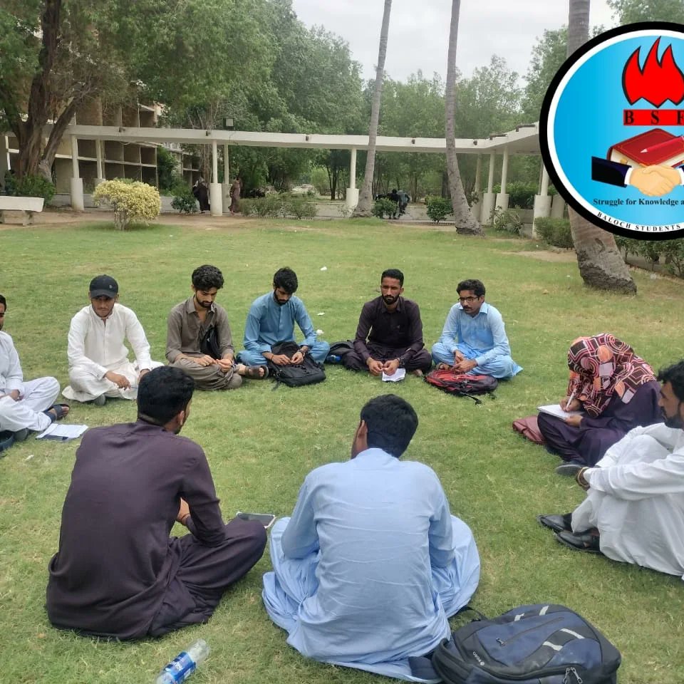 بلوچ اسٹوڈنٹس فرنٹ کراچی یونیورسٹی یونٹ کی جانب سے ہفتہ وار اسٹیڈی سرکل بروز جمعہ ہمیشہ کی طرح منعقد کیا گیا جس کا عنوان تھا۔
History perspective of dictatorship 

*Baloch Students front Uok Unit*