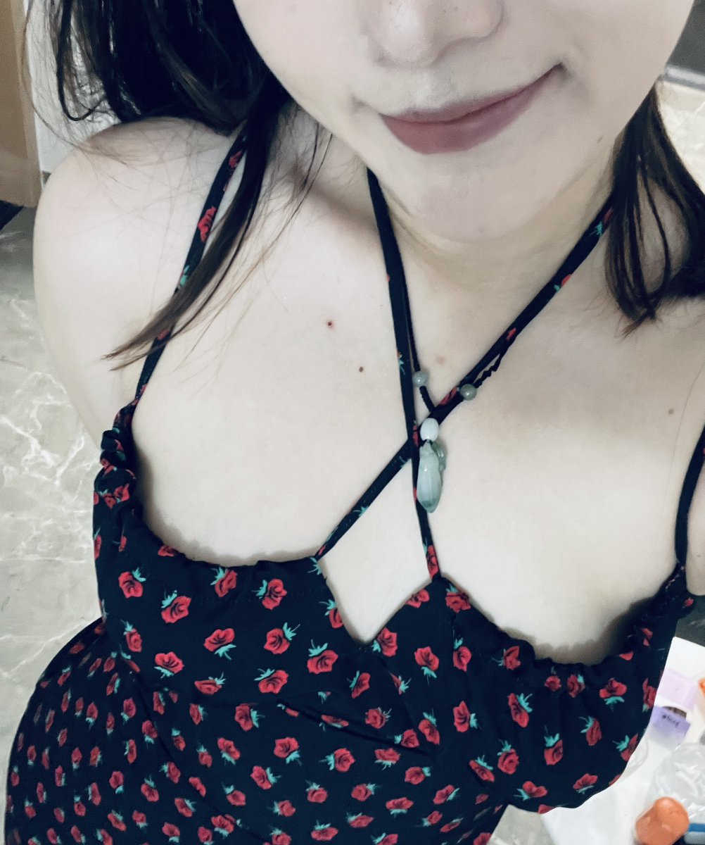4everDie4u's tweet photo. 喜欢这条裙子/ᐠ •̩̩̩̩ᯅ•̩̩̩̩マ Ⳋ 
 #巨乳 #反差 #brat https://t.co/Ps0RoI9WNn
