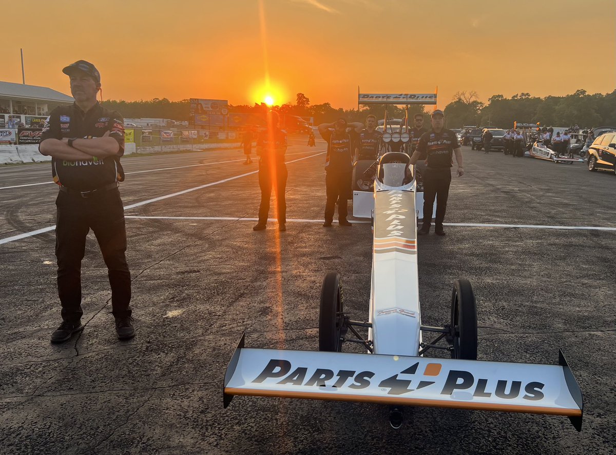 RickWareRacing's tweet photo. The racing continues @BIRrace for @claymillican and the @partsplus team. Currently ranked 10th, Top Fuel Q3 is scheduled for 2:30 pm ET and Q4 at 5:15 pm. Those include the @MissionFoodsUS #2fast2tastychallenge for Clay and three others. 
#nhra #claymillican #topfueldragster https://t.co/QmxqBqmbLe