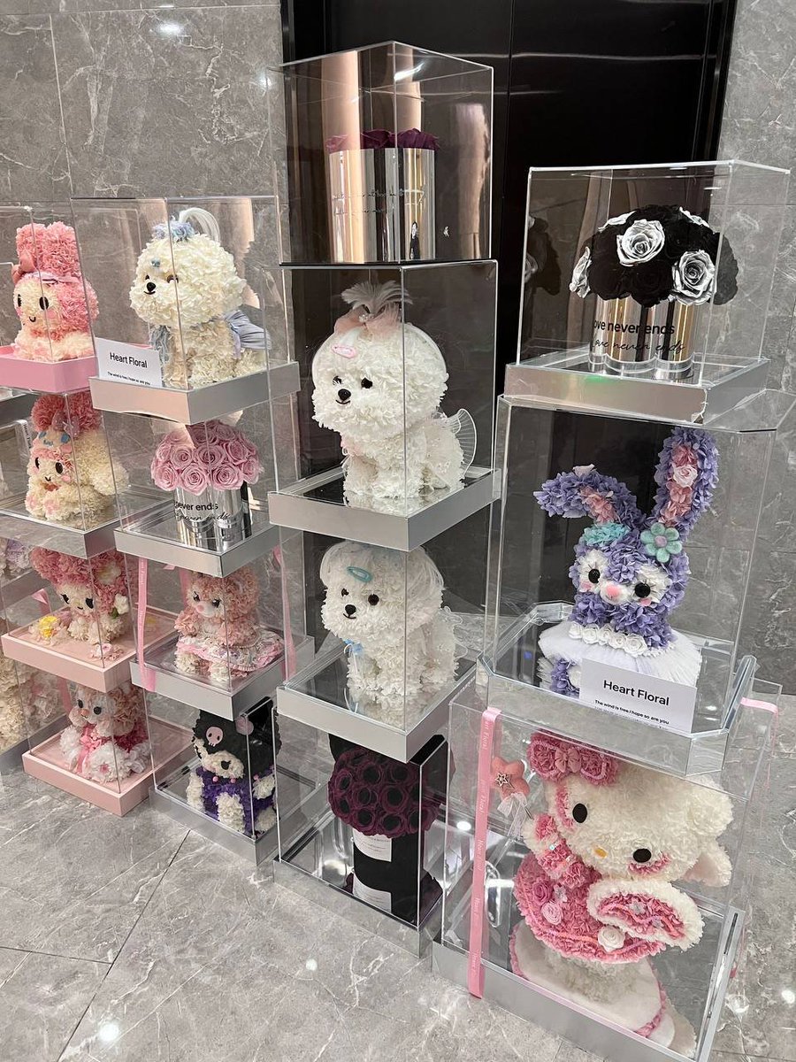 adrienuce428's tweet photo. Doll Wall https://t.co/mHdzcfEOxP