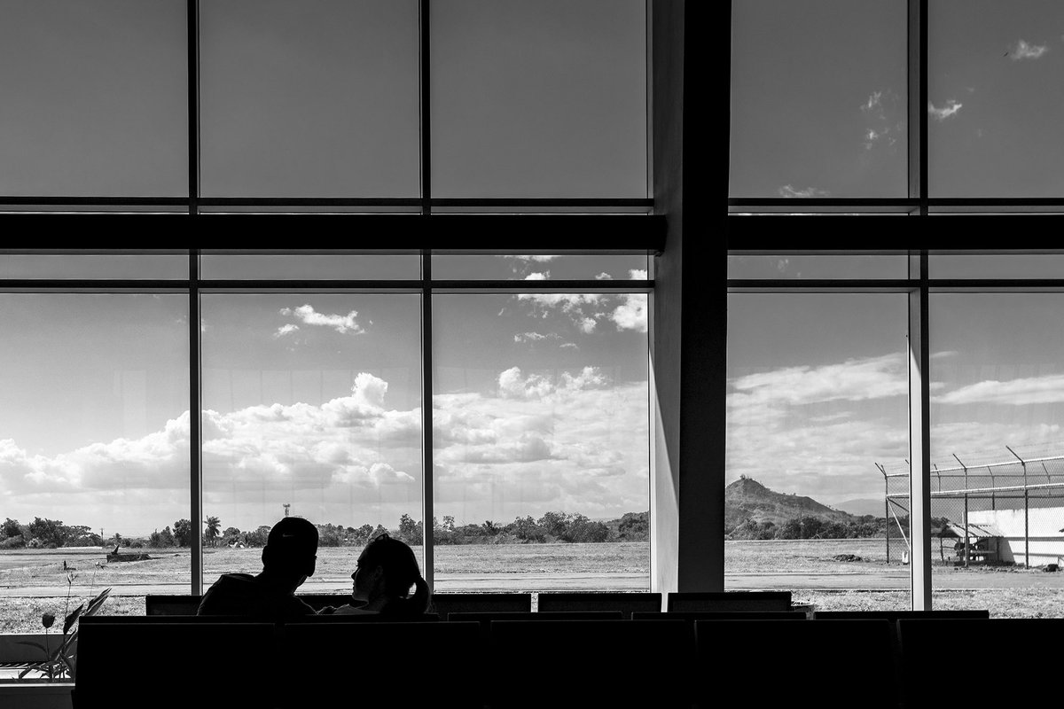 romuloroux's tweet photo. En este #DíaDeLaFotografía quiero felicitar de manera muy especial a mi equipo de trabajo de fotos, quienes con mucho profesionalismo me acompañan cada día. ¡Felicidades por su trabajo y talento! https://t.co/mhOdAfLwsL