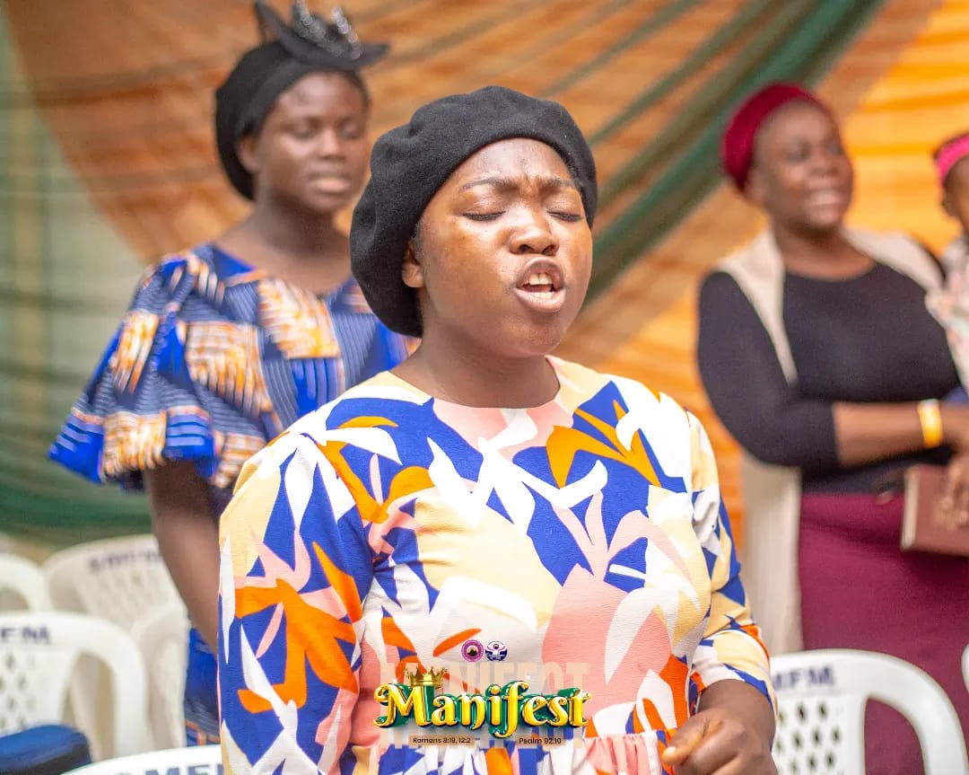 mfmintlhqyouth's tweet photo. ๐ฃ๏ธOh Lord my Father, in today's conference, anoint me with fresh oil, in the name of Jesus.
#OpeningPrayer
#Manifest
#DozConference
#DozConference2023
#DOZ8.0
#DozMfmYouthChurch
#MfmIntlHqYouth
#ThePlaceOfHisGreaterGlory https://t.co/D61auhIWXa
