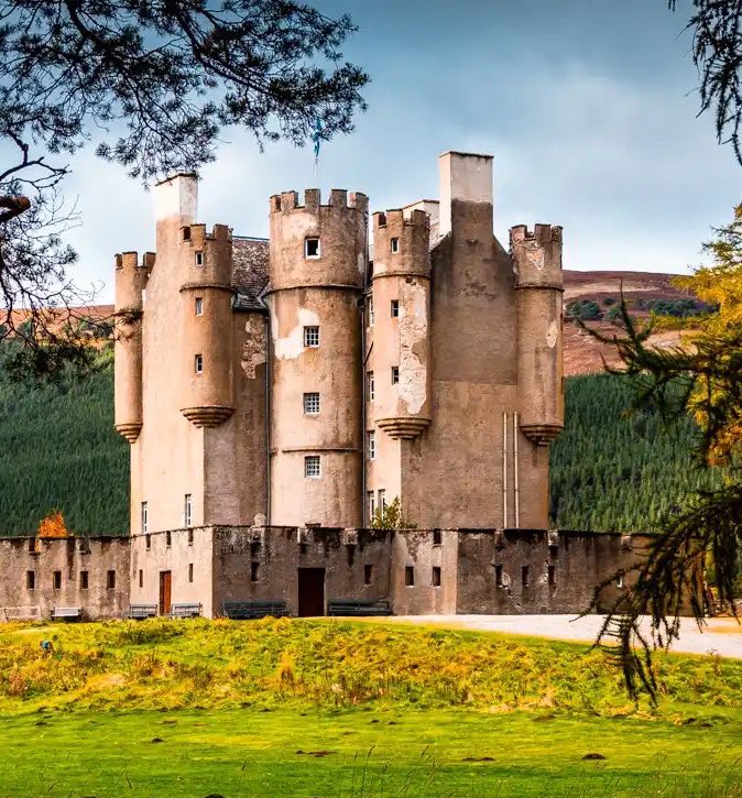 SavingCastles's tweet photo. Stepping into the past at Braemar Castle - where walls whisper stories of centuries gone by, and every room holds secrets of the Scottish Highlands. The rugged beauty outside is matched only by the intricate details within, a living testament to history's embrace. https://t.co/ZiAyecd49h