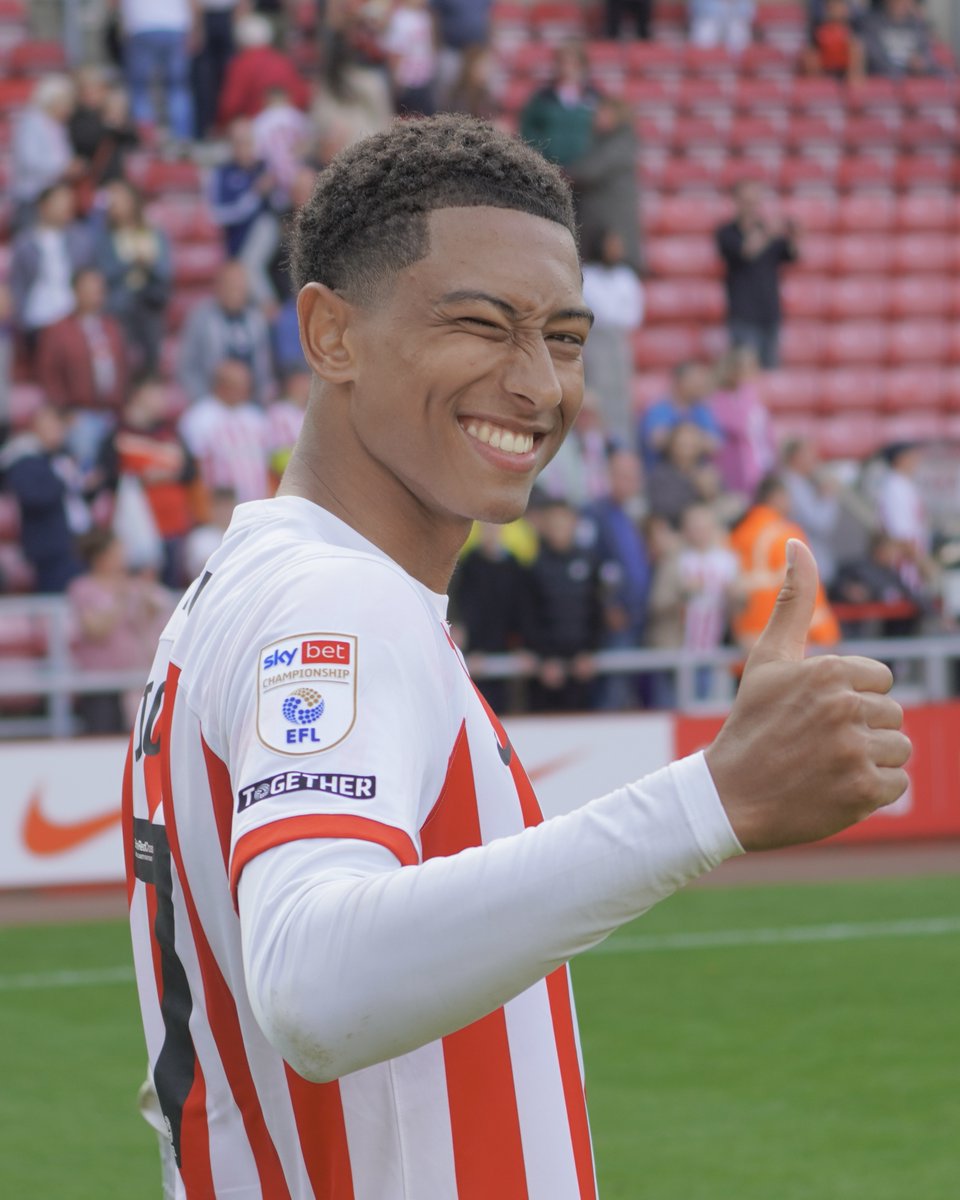 😉👍

#SAFC | @J_Bellingham