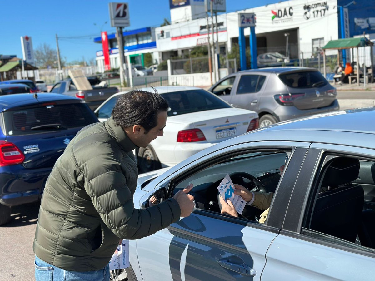 Salimos a invitar al Encuentro de <a href="/AireFresco_404/">Lista 404</a> el próximo 30/8, junto a <a href="/MartinLemaUy/">Martin Lema</a> <a href="/juanjoolaizola/">Juan Jose Olaizola</a> <a href="/faraujo404/">Fernanda Araujo</a> <a href="/casiain1/">Carmen Asiaín</a> y <a href="/jovenes404/">Jóvenes 404</a> 
¡Los esperamos!