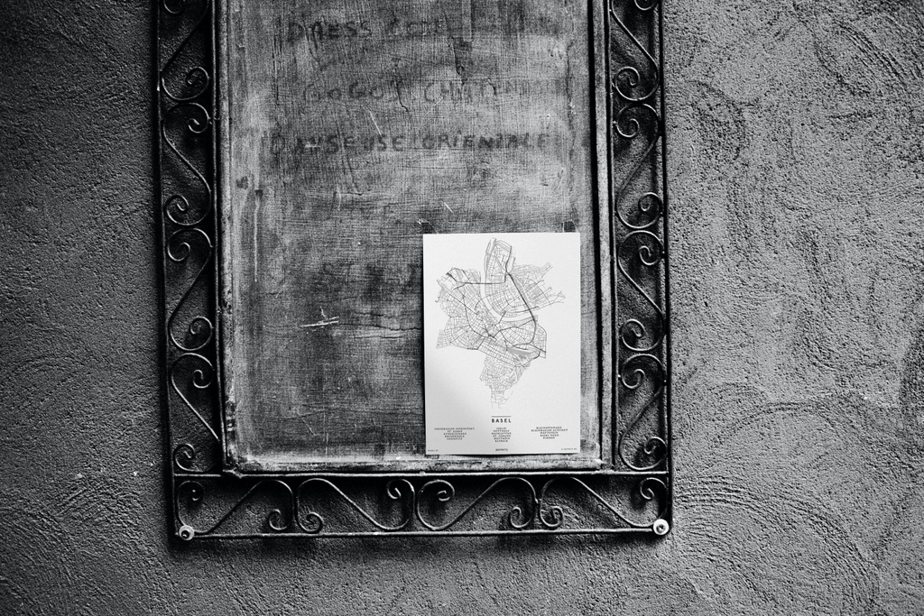 DSTRCT Design Inspiration ... Basel 🥰⁠
dstrct.eu⁠
#basel #baselswitzerland #artbasel #baselcity #baselstadt #basel🇨🇭 #svizzera #svizzera🇨🇭 #schweiz #schweiz🇨🇭 #schweiz_suisse_svizzera_svizra #sui #suisse #suisse🇨🇭 ⁠
#minimalismus #illustration #bild #poster