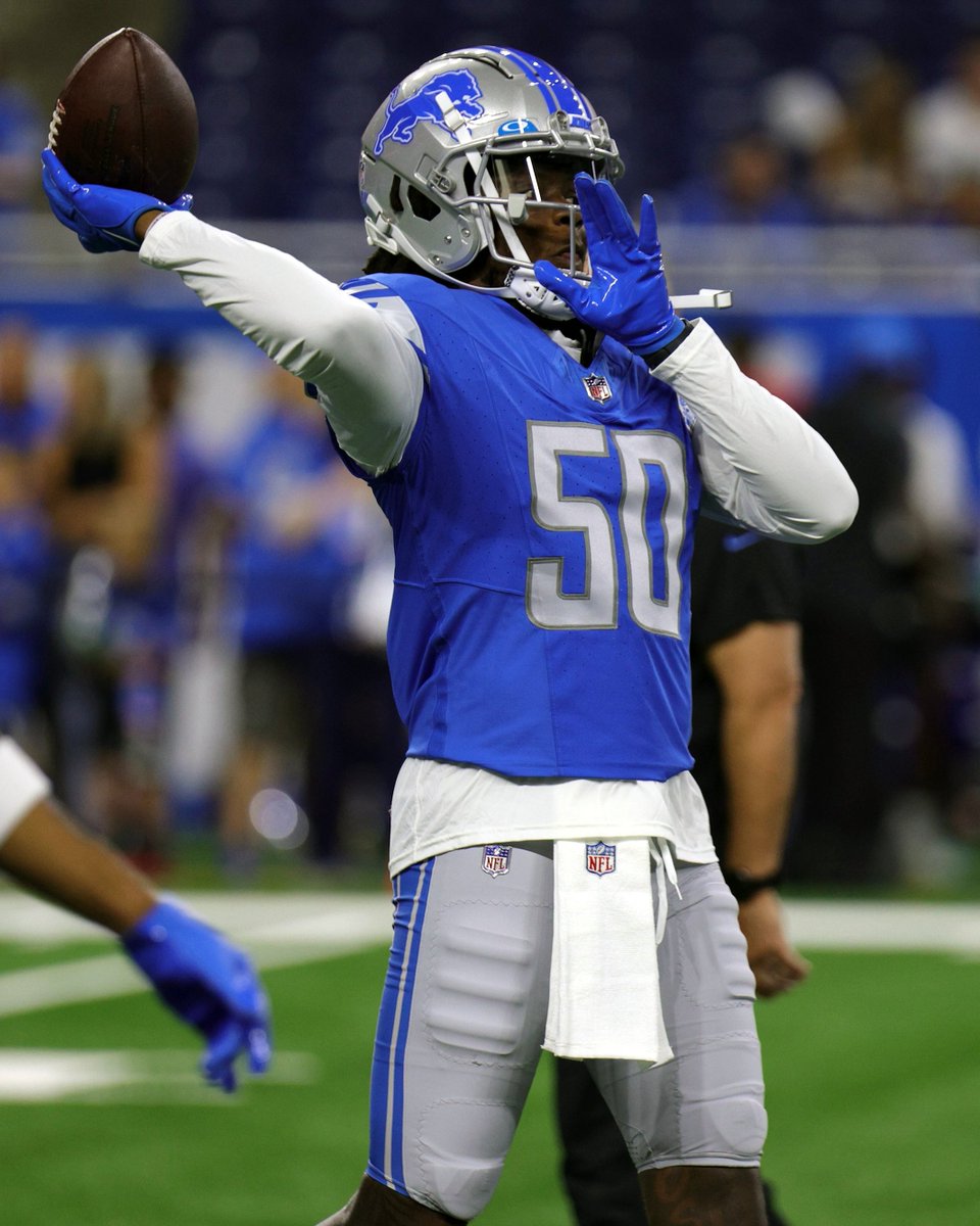 NFL's tweet photo. At QB, No. 50, Teddy Bridgewater.

📺: #JAXvsDET -- 1pm ET on @NFLNetwork
📱: Stream on #NFLPlus https://t.co/L9mPiySmuK https://t.co/FIy6oZ72A8