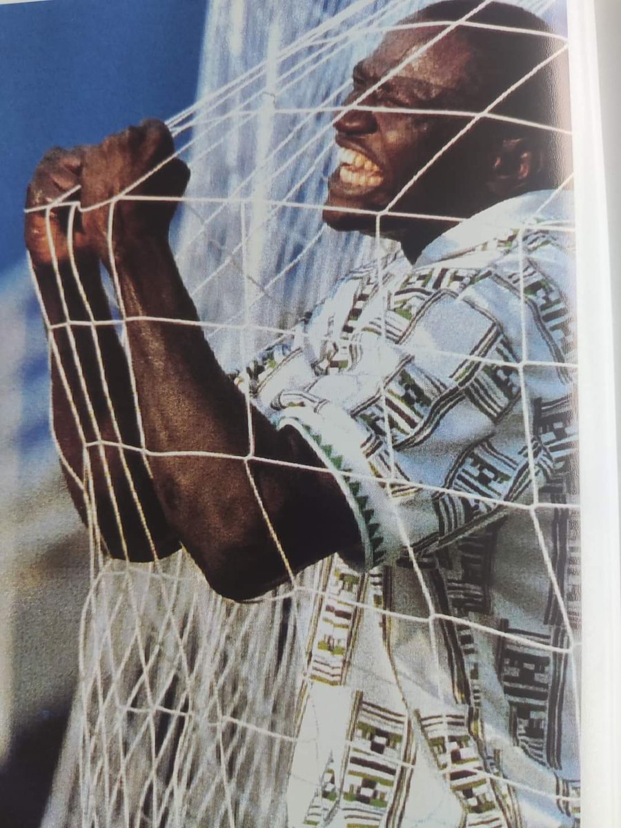 fussballgeekz's tweet photo. #Fussballgeekz #podbast Episode 11: Out Sunday; 6:00 a.m - #USA94 - The #WorldCup that Changed the Game with guest Matthew Evans; controversy, scandal & some wonderful #football. Available on #YouTube & #Spotify https://t.co/WZ9rmwIGfy
