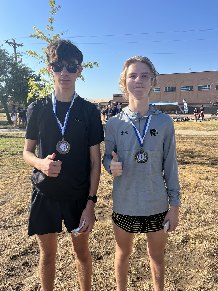 Fossil Ridge Track & Field/ Cross Country tweet media