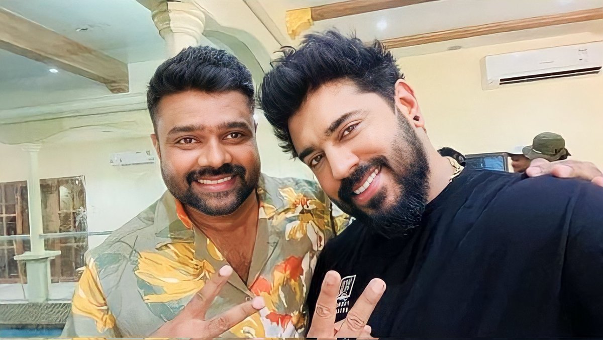 KrishnaKr31706's tweet photo. #NivinPauly Look 🔥❤️

#RamachandraBossandCo Release Date with Trailer Soon...
#Rolexgang #Ieo
@NivinOfficial https://t.co/SiCvt2GB0E