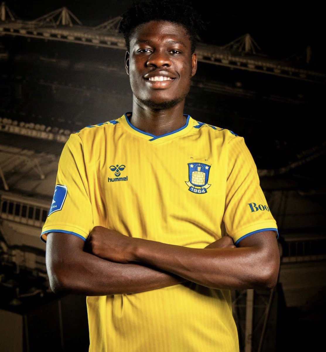Dave. KT (@afrosportsmedia) on Twitter photo Ghanaian striker Emmanuel Yeboah has completed a move to Danish Superliga side Brondby IF from CRF Cluj.
He signed a four year deal with the club.
He is nicknamed, <a href="/yeboah_99ideas/">Emmanuel Yeboah</a> 🇬🇭 Ghanaian striker Emmanuel Yeboah has completed a move to Danish Superliga side Brondby IF from CRF Cluj.
He signed a four year deal with the club.
He is nicknamed, <a href="/yeboah_99ideas/">Emmanuel Yeboah</a> 🇬🇭