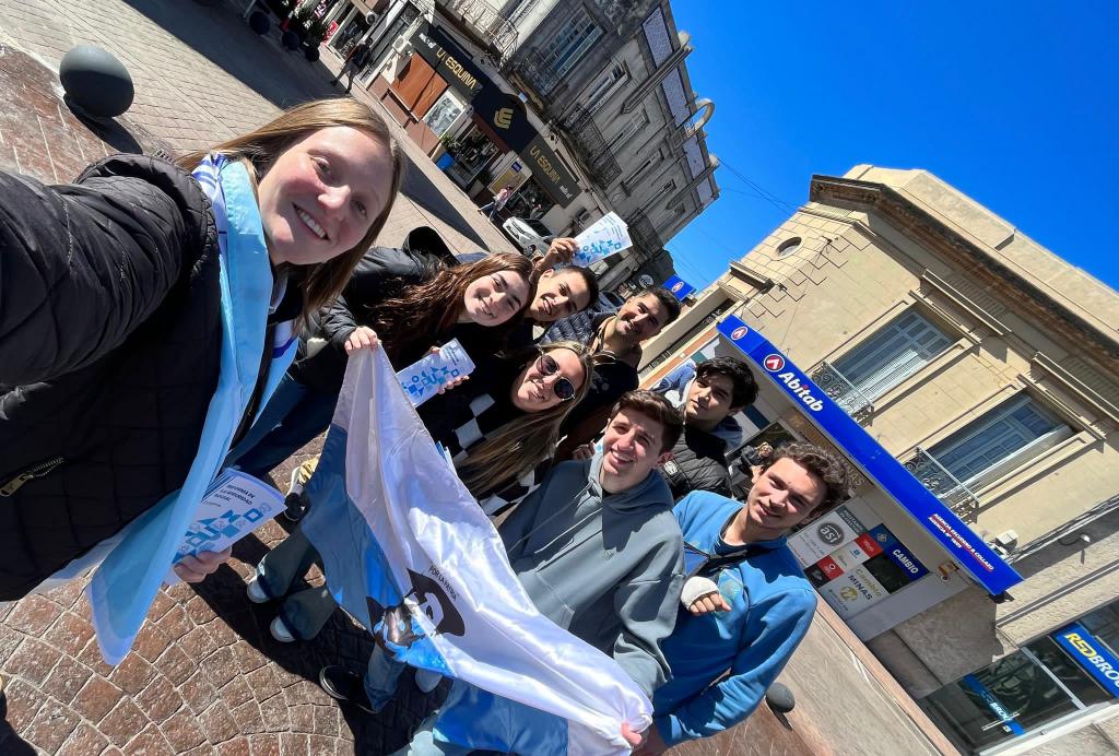 Felicitaciones a los jóvenes del <a href="/PNACIONAL/">Partido Nacional</a> por su movilización en todo el país, compromiso y militancia en defensa de la Reforma de la Seguridad Social. 
Una Reforma imprescindible, justa y solidaria. <a href="/PNacionalJoven/">Juventud Partido Nacional</a>