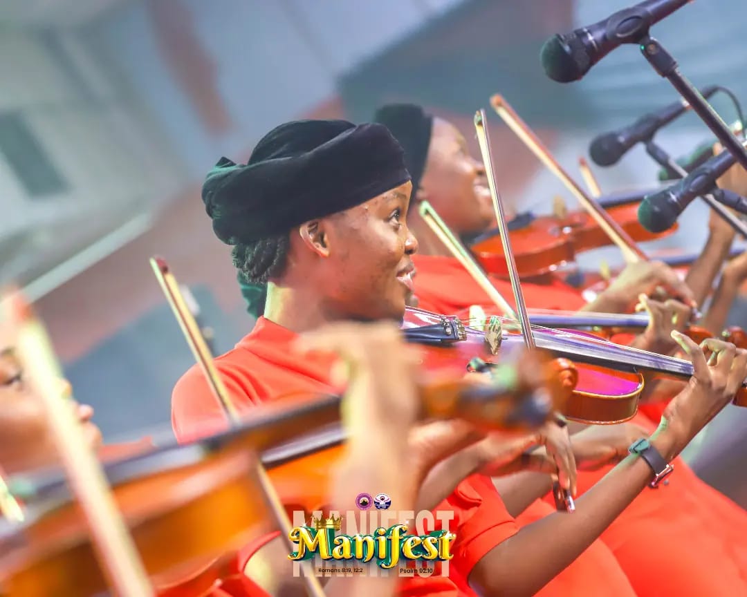 mfmintlhqyouth's tweet photo. The heavenly strings Orchestra took us into another amazing level of manifestation in dancing worshipping and praises . ๐คฉ๐
#Manifest
#DozConference
#DozConference2023
#DOZ8.0
#DozMfmYouthChurch
#MfmIntlHqYouth
#ThePlaceOfHisGreaterGlory https://t.co/iWtug8HrJO