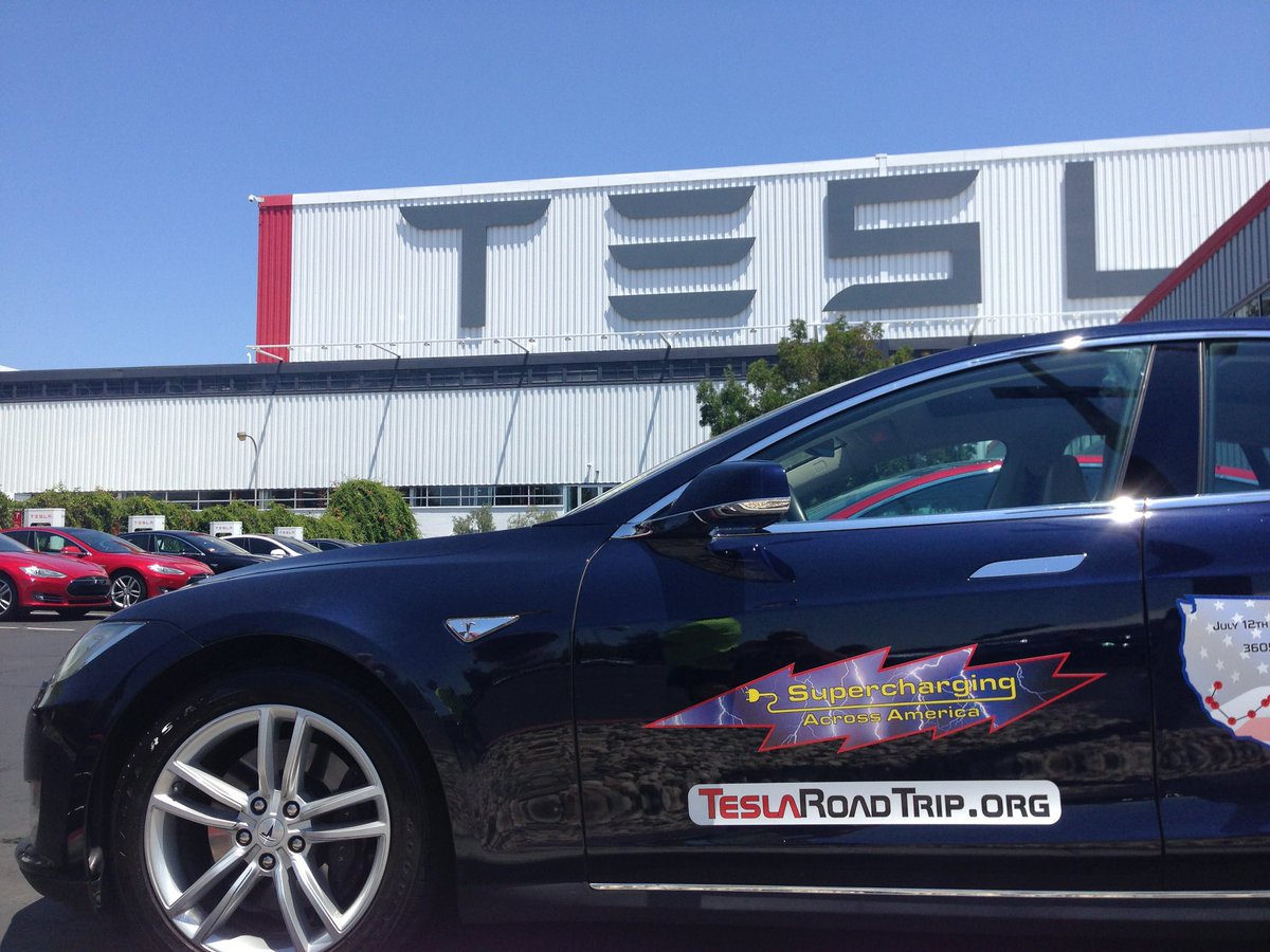TeslaRoadTrip's tweet photo. Nine years ago… Supercharging Across America. Good times!
#Tesla #ModelS #Supercharger  #SuperchargingAcrossAmerica #DriveFree https://t.co/3wRb7GjlBJ