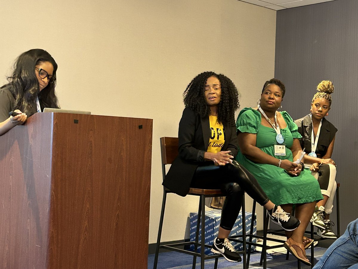 ericdresh's tweet photo. The amazing panel of Black is Beautiful at @WITnessSuccess: @justguilda @GenCloud1 @DnLarregui &amp; Brittanee Charles, all sharing their stories. https://t.co/g9TFxo5p1c