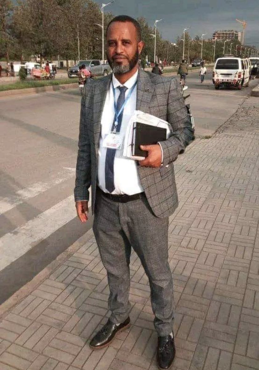 ብልፅግና ድምፅ አፍናችሁ የትም አትደርሱም 
ፍትህ በግፍ ለሚሰቃዩ ወንድም እህቶቻችን::