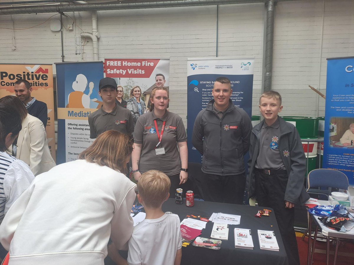 What a fantastic day <a href="/SFRS_LanYVS/">SFRS Lanarkshire YVS</a> had at <a href="/PSOSLanarkshire/">Police Scotland Lanarkshire</a> Motherwell Police Station today. It was super busy but so much fun talking to the public and spreading our <a href="/fire_scot/">Scottish Fire and Rescue Service</a> water safety message.