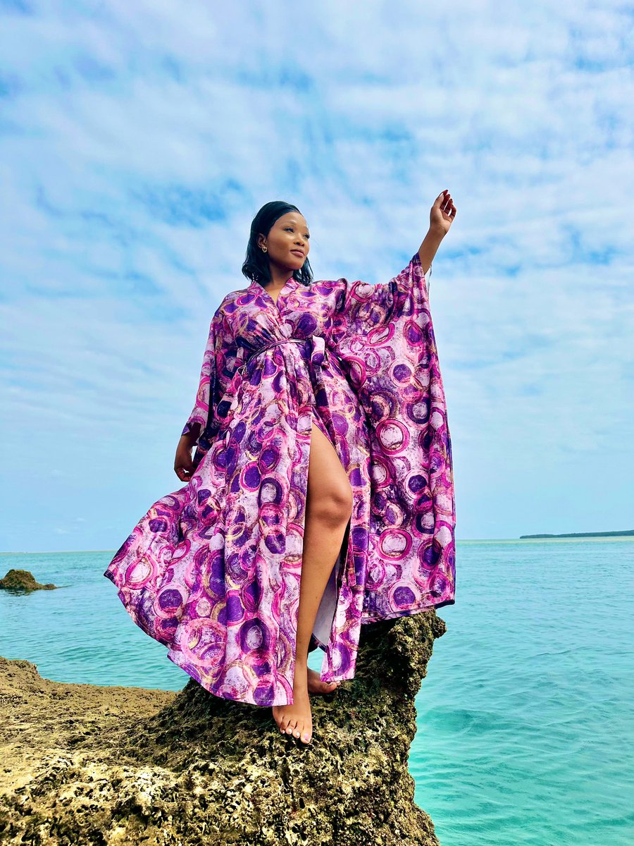 MillyMashile's tweet photo. What a day 🙏🏽🩷 My heart is so full. 
Mozambique is Beautiful 🇲🇿👌🏾

Dressed in: @EmporiumFs https://t.co/87tJyN1z0A