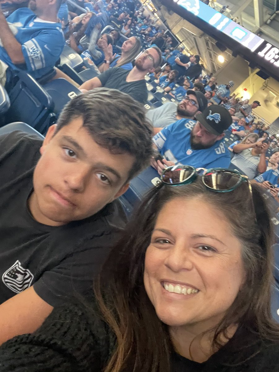 KristinFish1280's tweet photo. #OnePride https://t.co/4tc85K6Xmp