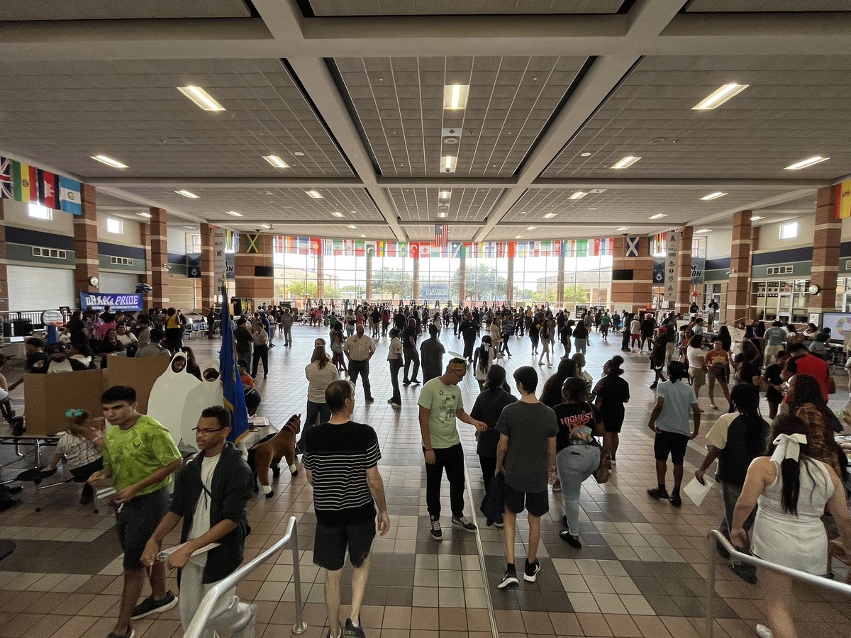 Abe Lozano tweet media