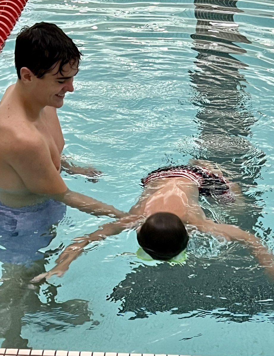 Dragons_Swim's tweet image. So proud of our athletes who are volunteering their time to teach free swim lessons! This new Aqua Stars program, started by senior Liam Fuller, aims to give every child in our community the chance to learn to swim. #swimforall
@NPHSDragons