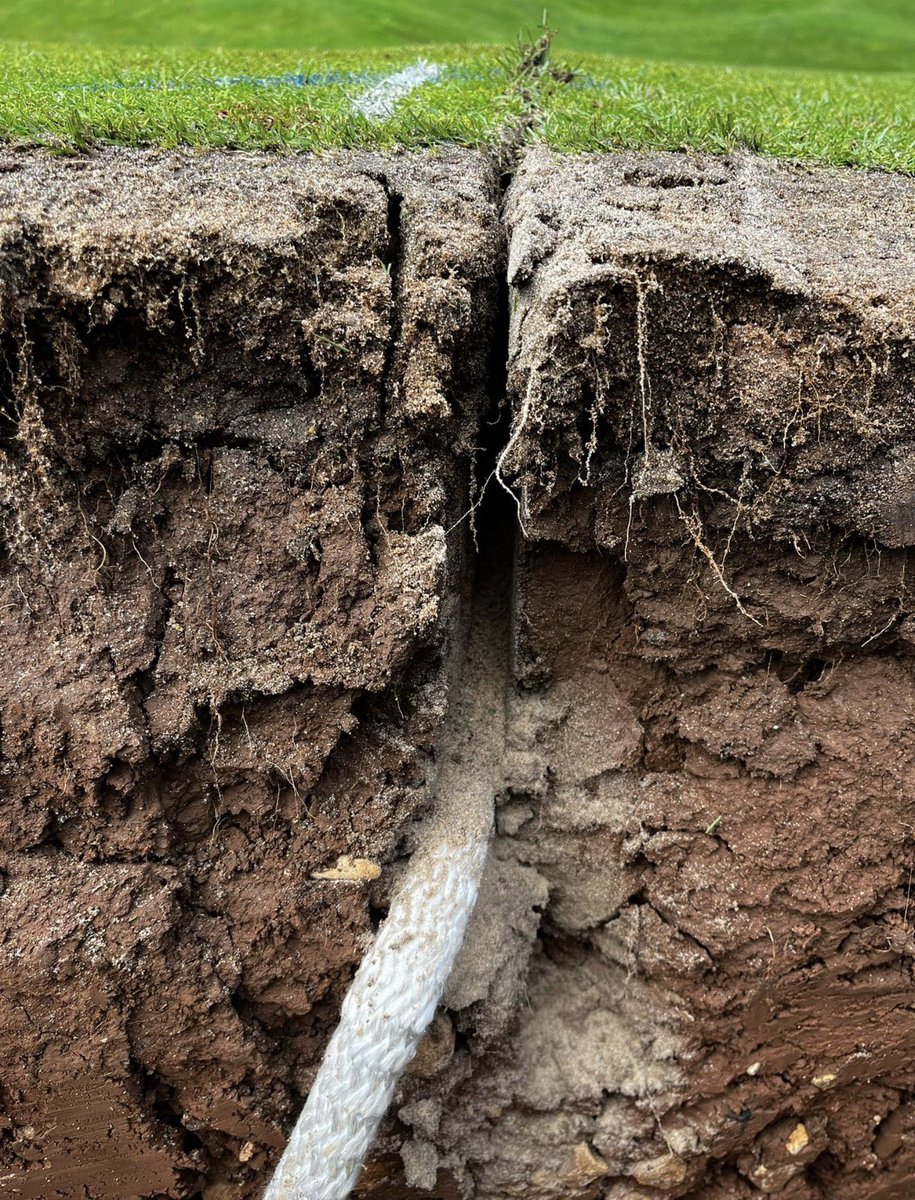MarkDSanders74's tweet photo. A very productive week on the course @KnowleGolfClub 

Five more greens drained with Hydrowick Drainage. A great job again by @DjukeLtd https://t.co/wMHXfG1Bdc