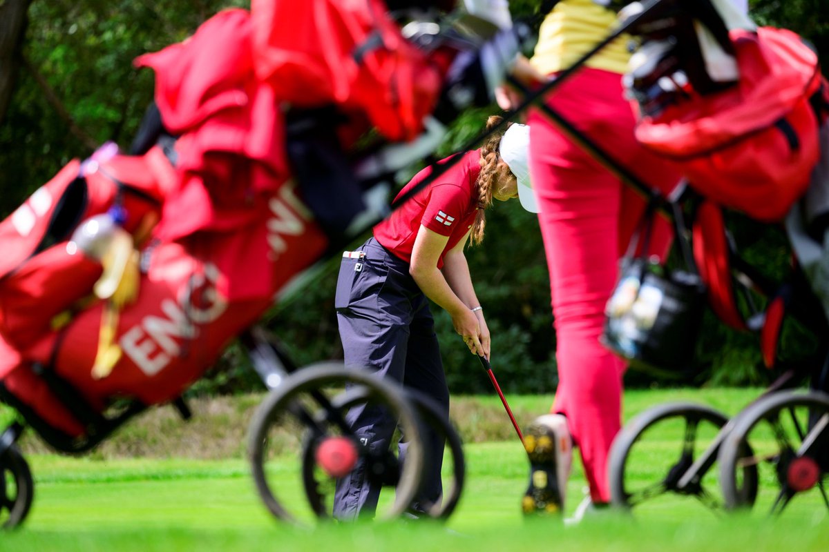 🏴󠁧󠁢󠁥󠁮󠁧󠁿 Want to be a part of the England Golf talent pathway?

Applications are still open for young golfers (under 18 years) to apply for the boys’ and girls’ regional coaching programme. 🏌️🏌️‍♀️

Find out more here: englandgolf.org/england-golf-r…

🇺🇦 #EGStandswithUkraine 🇺🇦