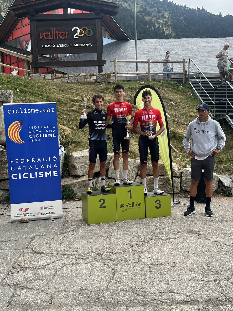 ⛰️ Avui #Vallter ha acollit la 70a edició del Gran Premi Ripoll i la 29a edició del Memorial Fermí Pujol 🚴🏼‍♂️ Enhorabona a tots i totes les participants per l’esforç💪🏽🏆 

<a href="/ciclismecat/">Federació Catalana de Ciclisme</a> <a href="/vallderibes/">Vall de Ribes</a> <a href="/AjSetcases/">Ajuntament Setcases</a>