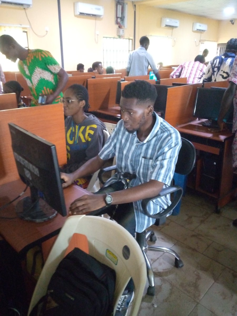 softartmedia3's tweet photo. I am Mbamara Stephen Nosike. a 200lv student of Information Technology at FUTO. I am a beneficiary of the Digital Skilling and Employment Project (DSEP) funded by the Coca Cola 
Foundation and implemented by the Centre for Social Awareness, Advocacy and Ethics (CSAAE) https://t.co/0rmGstViIC