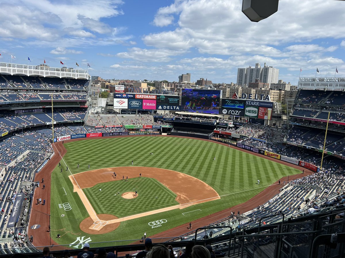 Let’s do it! #BOSvsNYY #DirtyWater #RepBX