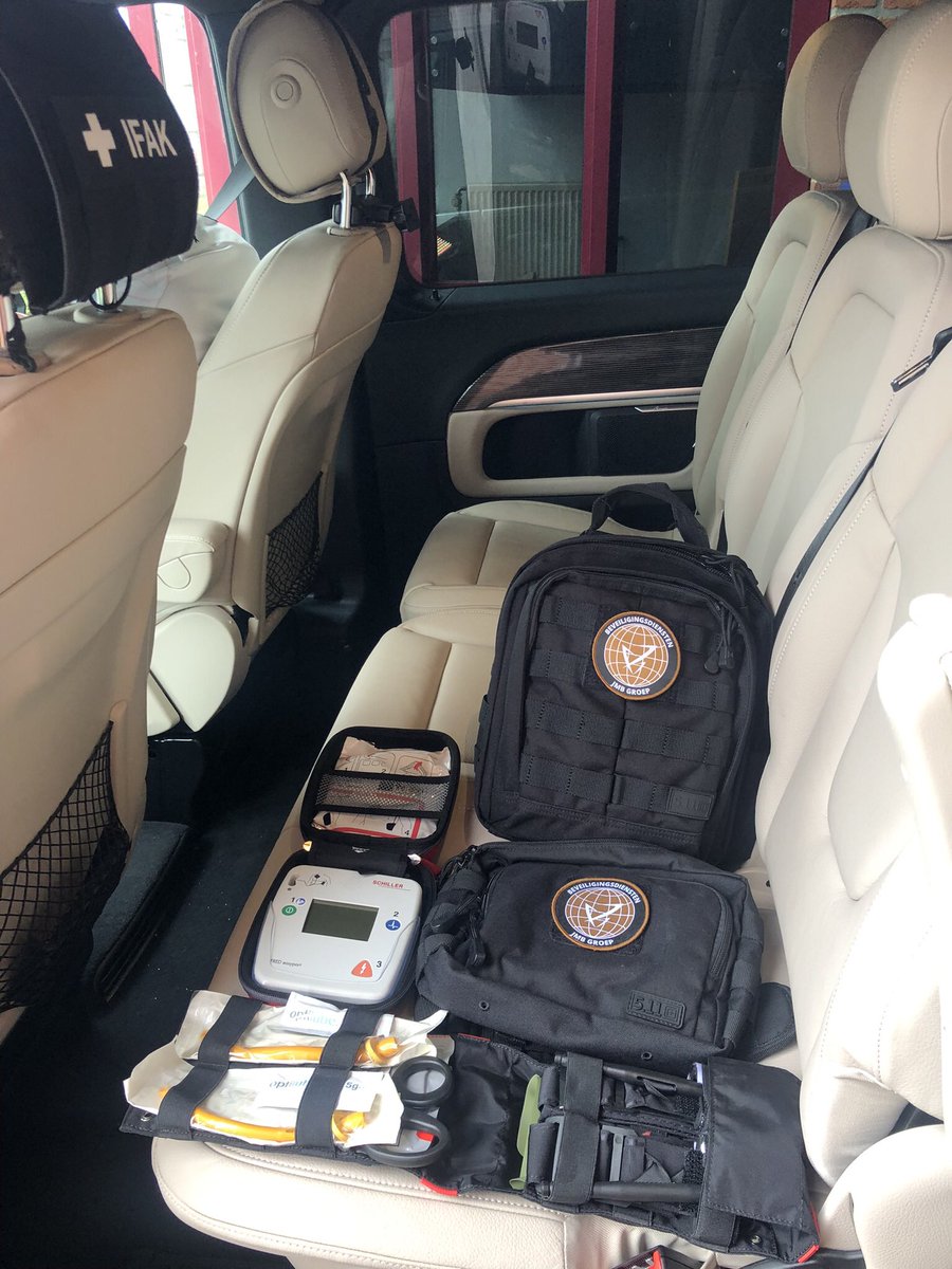Johanbaljet's tweet photo. Al onze voertuigen zijn met TECC-LEO medische instrumenten ingericht voor de persoonsbeveiligers. Aan de hand van het MARCH protocol kunnen zij tactische en medische handelingen uitvoeren in crisissituaties met hoge dreiging. #TECCLEO @jmbgroep #beveiliging #hoogrisicobeveiliging  #persoonsbeveiliger