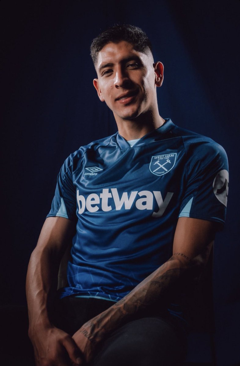 Edson Álvarez tweet media