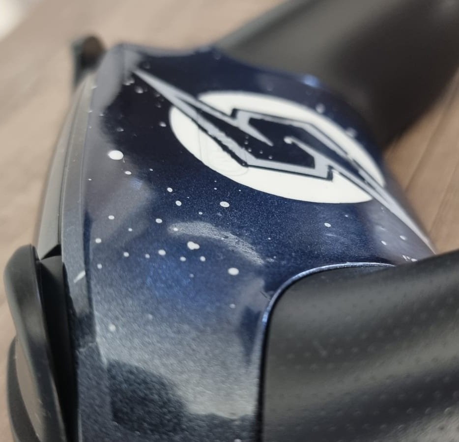 A Samus themed Pro shell that I painted for a commission.

I actually did not want to part with this one.🥲

P.S. The visor is glow in the dark.👀

Please share with your friends!