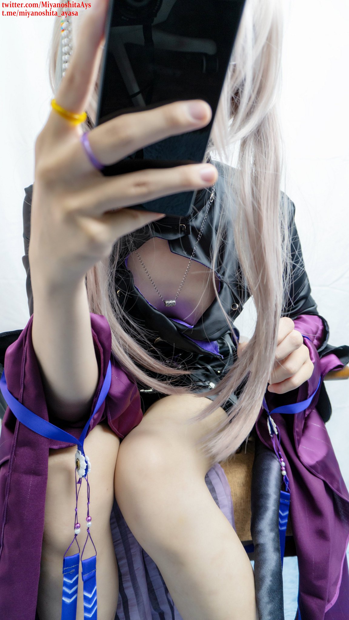 3 pic. 好久不见~最近终于有空啦~先试试衣服~下次来点涩涩~ 顺便这角色怎么凹姿势~我甚至是按照上次出刻晴的pose... #伪娘 #女装子 #男の娘 #男娘 #COSPLAY https://t.co/yocNtGZAN5