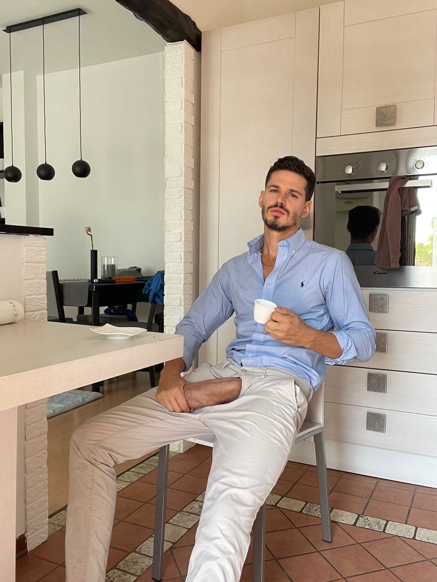 TippinsKat71803's tweet photo. RT if you like Italian guys🇮🇹❤️
#fitness https://t.co/fY4DGoyTLM https://t.co/4Fkj3WW9s1