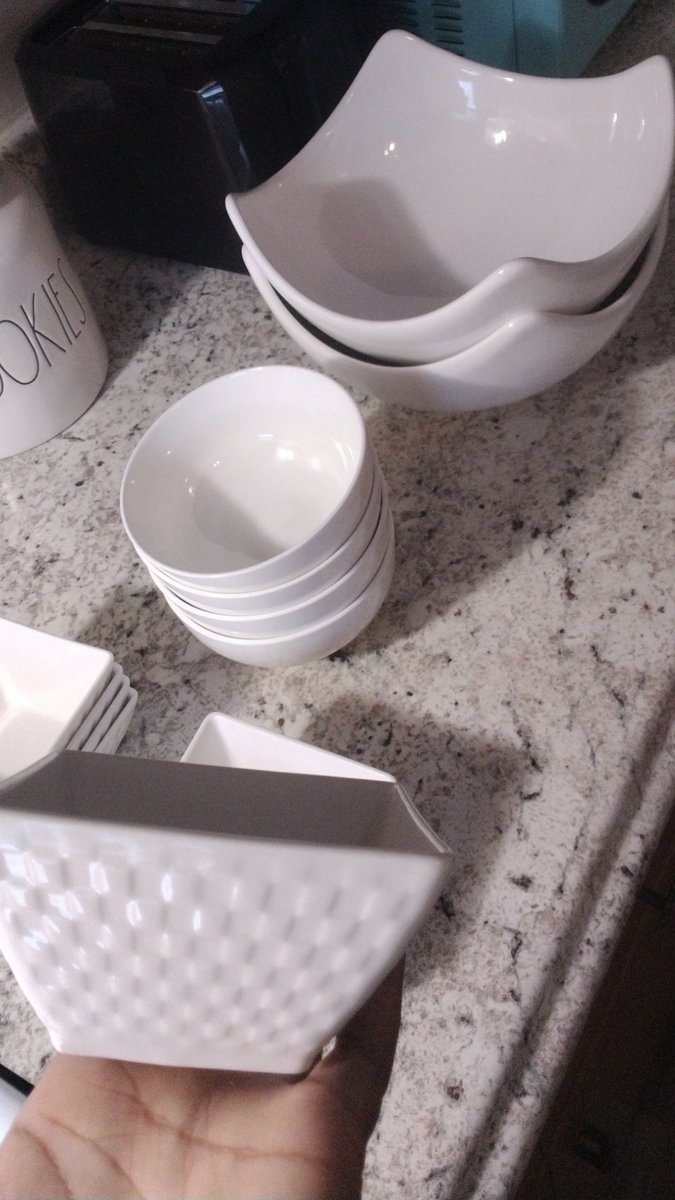 bruitopia's tweet photo. - Sanitizing
#nobodybutjesus #healthyliving #pregnancy #babyCC #dololiving #explore #homedecoration #bowls #furniture #Saturday #FoodieBeauty #babies #HomeSweetHome #Foodies #Starz #singlemoms #Trending #single #countertops #nba #DailyNews #inspiration #FYP #cooking #fyp #NFTs https://t.co/TjIY4djXzF