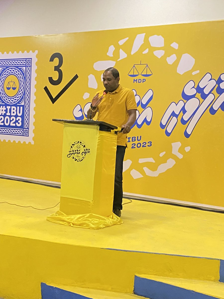 NizarNiyaz's tweet photo. Ufaaveri amaanraaje akah mulhi Vilingili edhi govanee….
IA. Ehburun @ibusolih mi inthikhaabu kaamiyaabu kuravvaane.  Enmenge Vote 3 ah 

#UfaaveriAmaanRaaje 
#IbuAslam2023 
#VoteForMDP https://t.co/dpVxPSIyi7