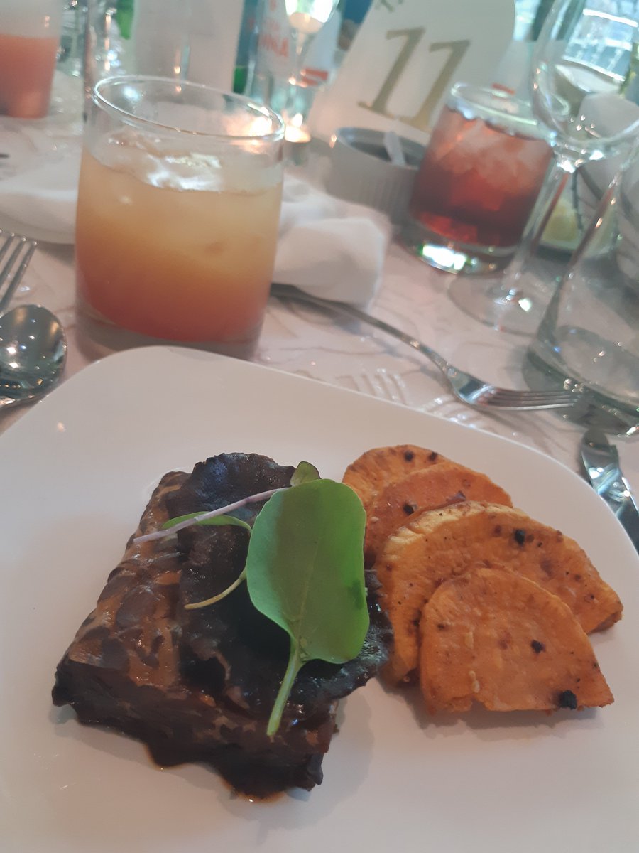 Mark_Da_Silva's tweet photo. @NiaRichichi Me too in July!  This was the first course, Tempeh! https://t.co/qtH8JJaTX0