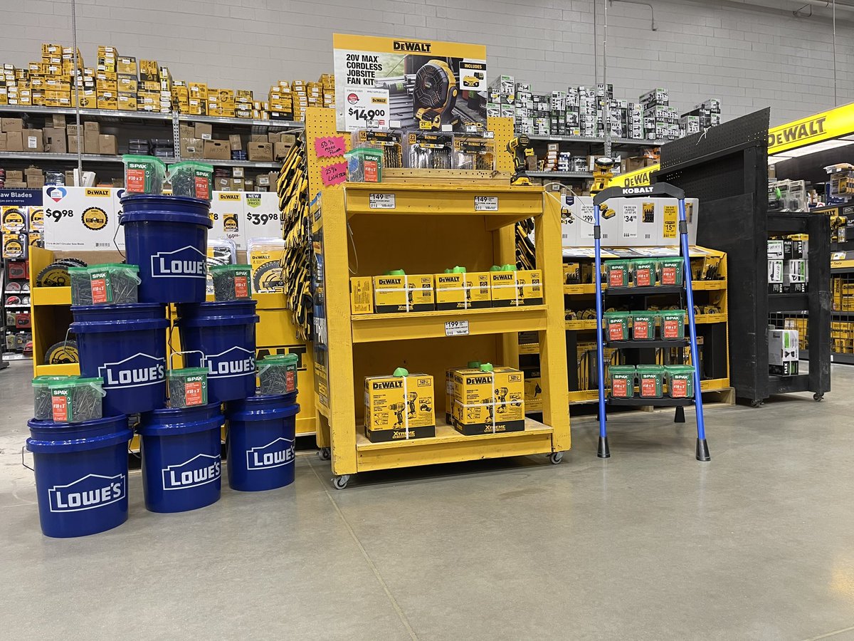 PatelU05's tweet photo. #R1DEMOS at your Lowe’s of Franklin! Come check out this awesome product we have on demo today!! #SPAX EXTERIOR WOOD SCREWS! https://t.co/D2QGy8bDD3