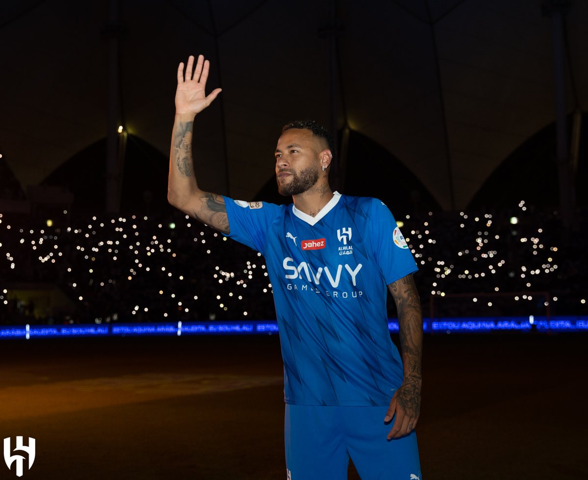 Alhilal_EN's tweet photo. The historical is here 💙🤩

Hands up if you feel happy 🙌🏻
#AlHilal 💙 https://t.co/rDNLG39dIj