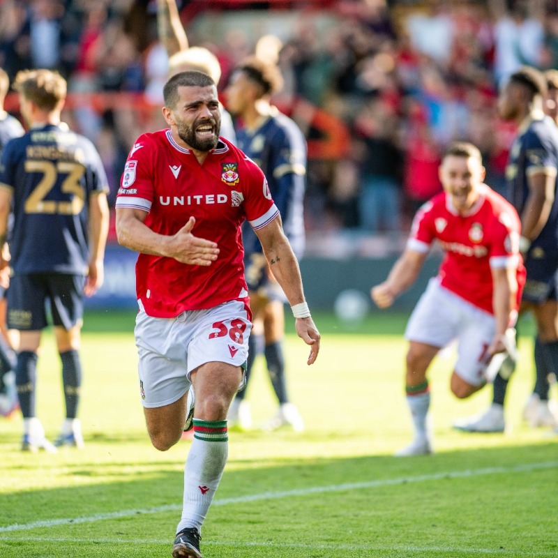 Wrexham_AFC's tweet photo. REPORT | Wrexham AFC 5-5 Swindon Town 

A dramatic end to a ten-goal thriller in North Wales 😅

🔴⚪ #WxmAFC